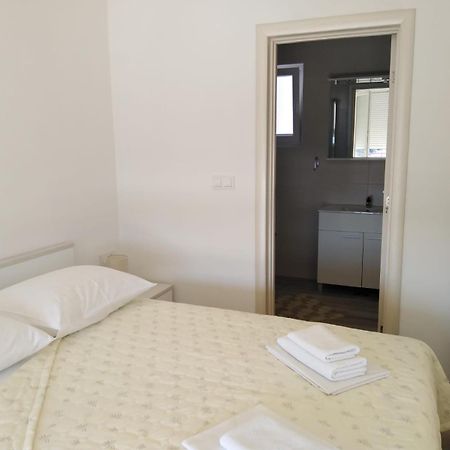 Apartments Patalic Lopar Exterior photo